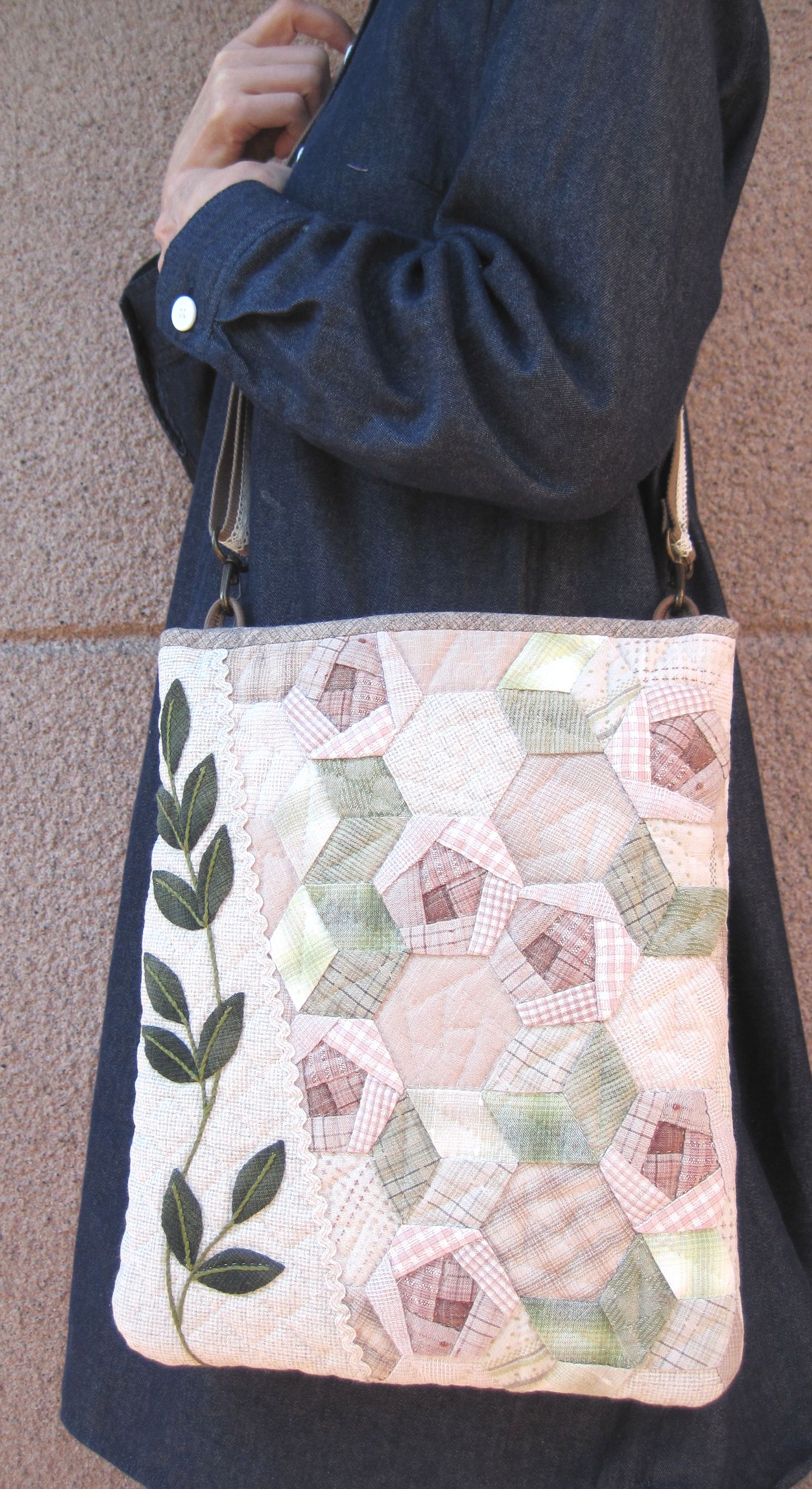 バラのショルダーバッグ 商品詳細｜オリジナルパッチワークキルト