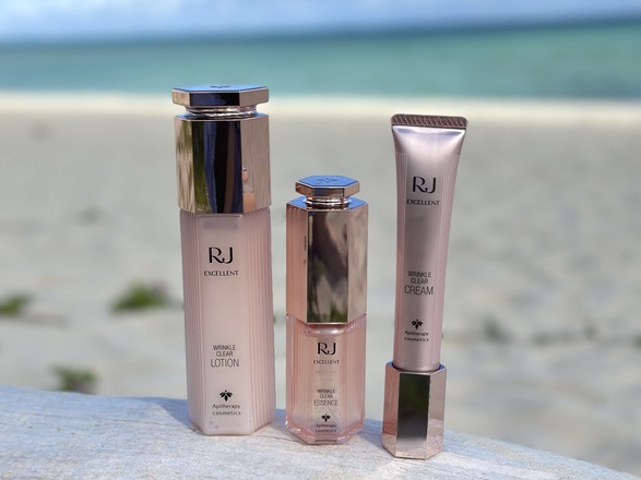 アピセラピーコスメティクス / RJエクセレント 薬用リンクルクリア