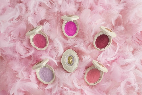 レ・メルヴェイユーズ ラデュレ、気分も上がる、心躍る優雅なコスメが