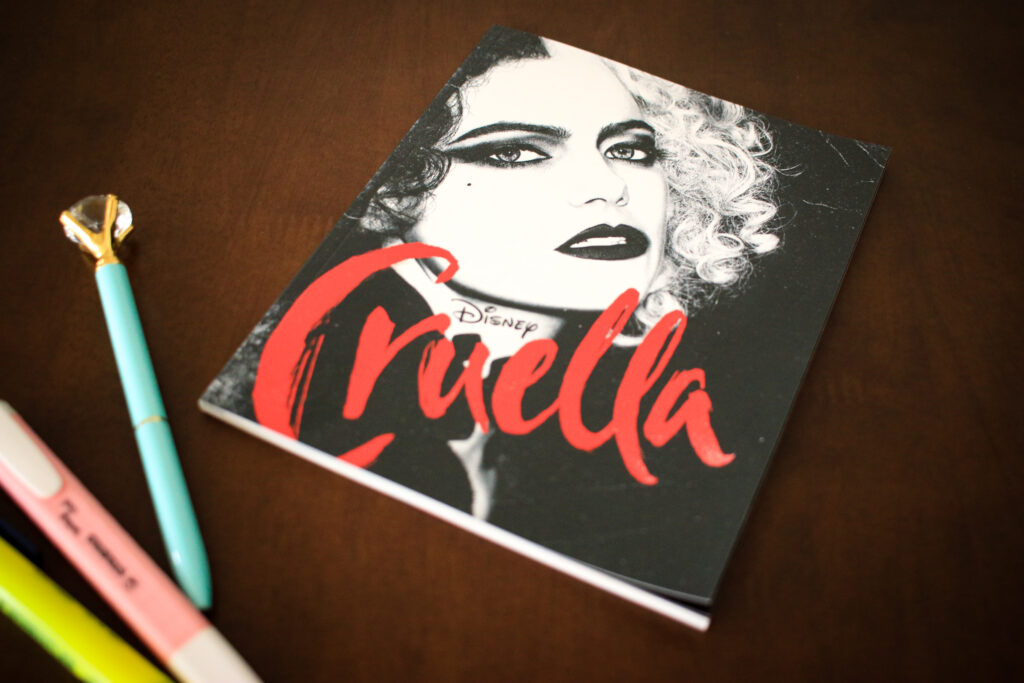 アートな一級品！映画「クルエラ」 | Calm Smile Chain 安らぎと笑顔の連鎖