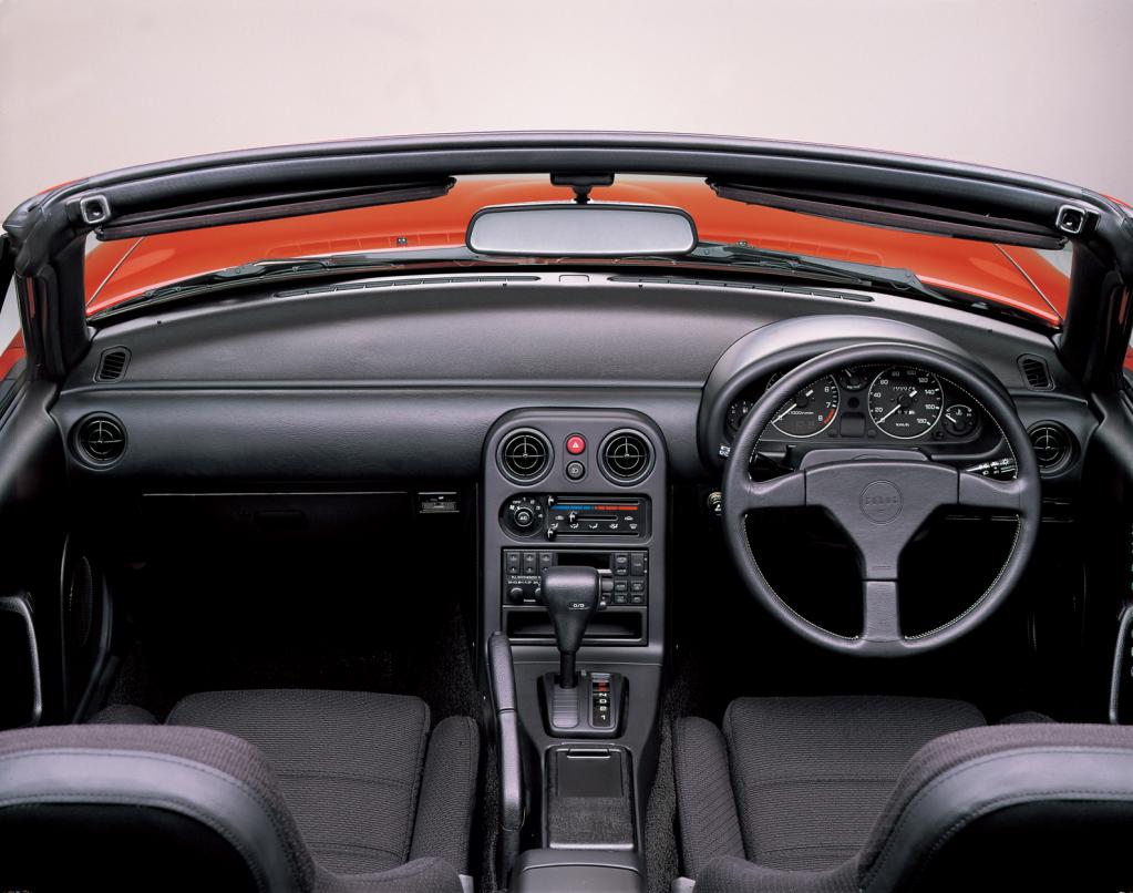 マツダ・ロードスターの30年を振り返る Part 1〈初代「NA」&二代目「NB