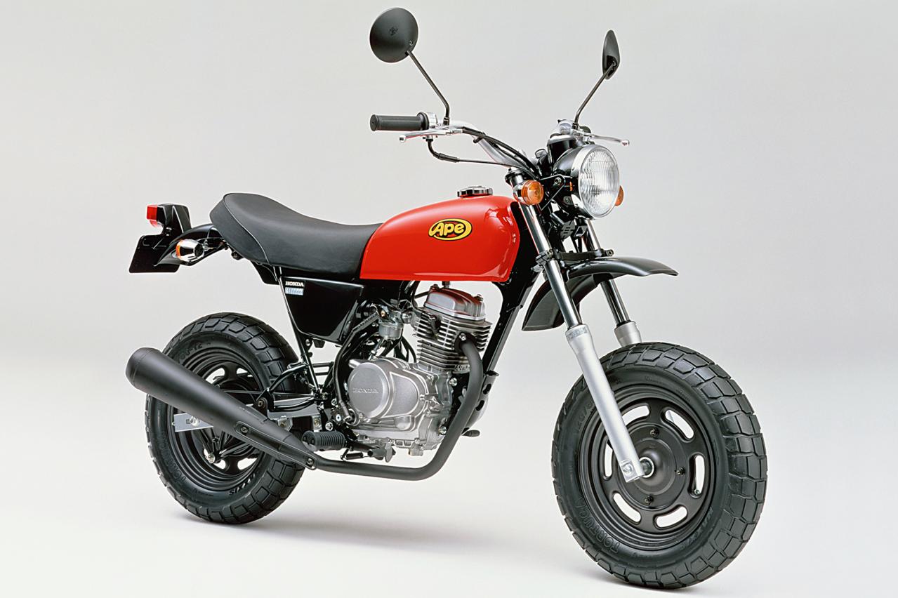 縦型50ccエンジンはなぜパワーを出しやすい？ ホンダ エイプを根掘り葉