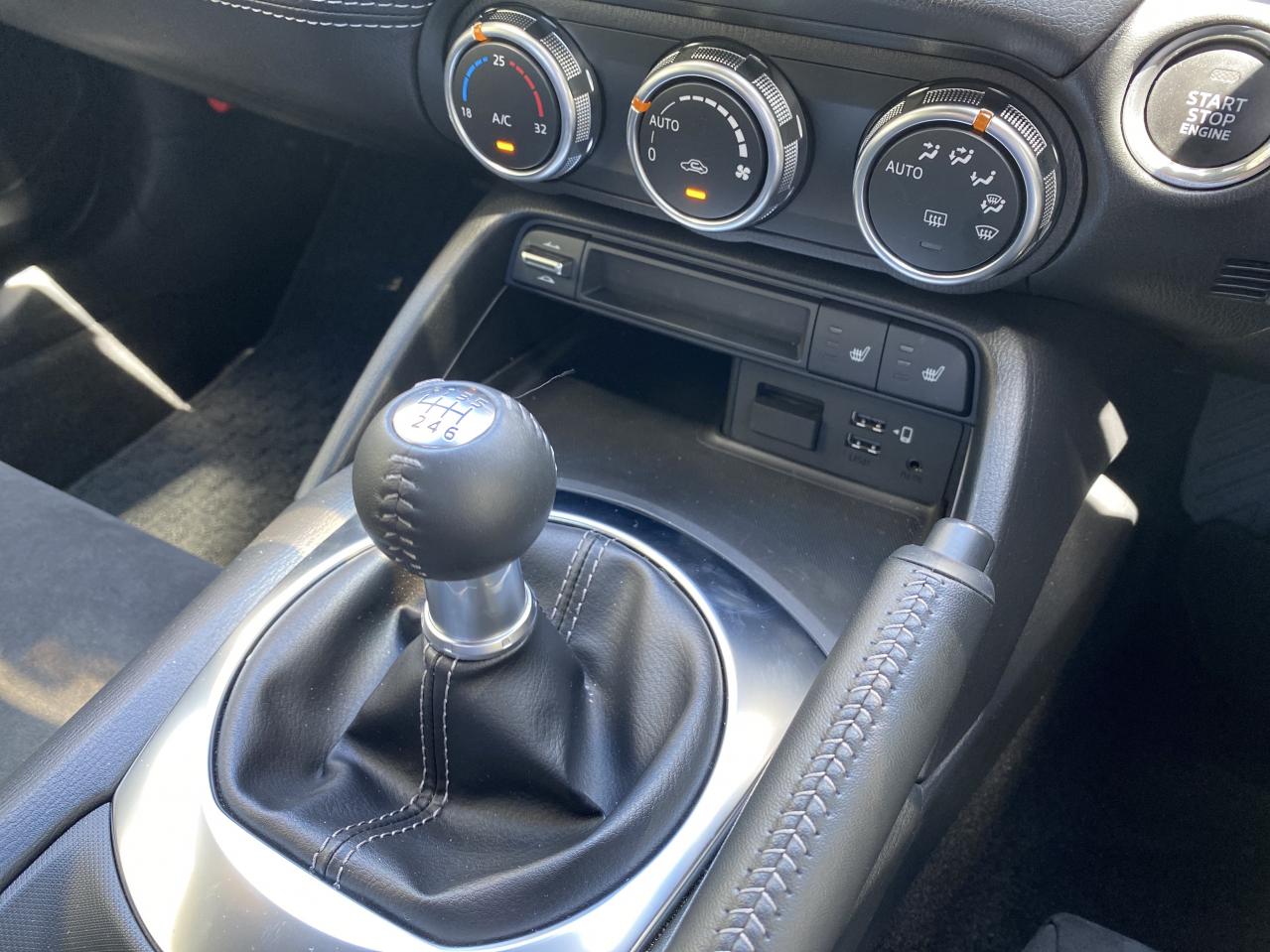 ロードスターRF MT純正シフトノブ ロードスターRF MT純正シフトノブ