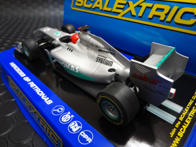 ｵﾘｼﾞﾅﾙ・ﾒｲﾄﾞ 1/32 ウレタン・スリックタイヤ◇スケレのモダンF1マシン