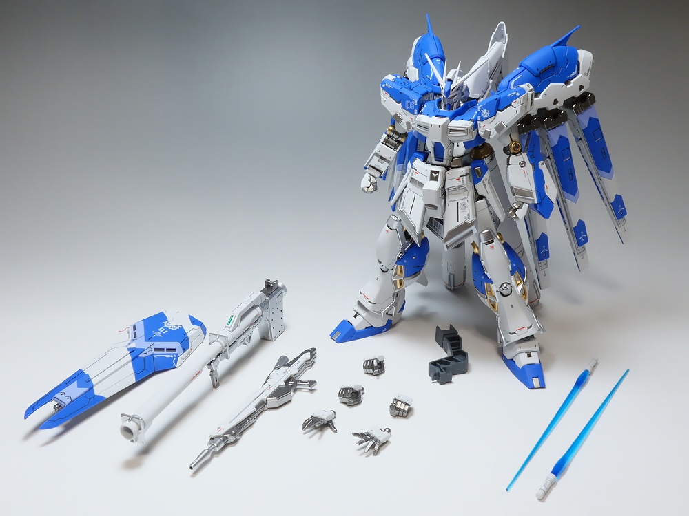 プレミアム完成品】バンダイ RG 1/144 Hi-νガンダム | プラモデル