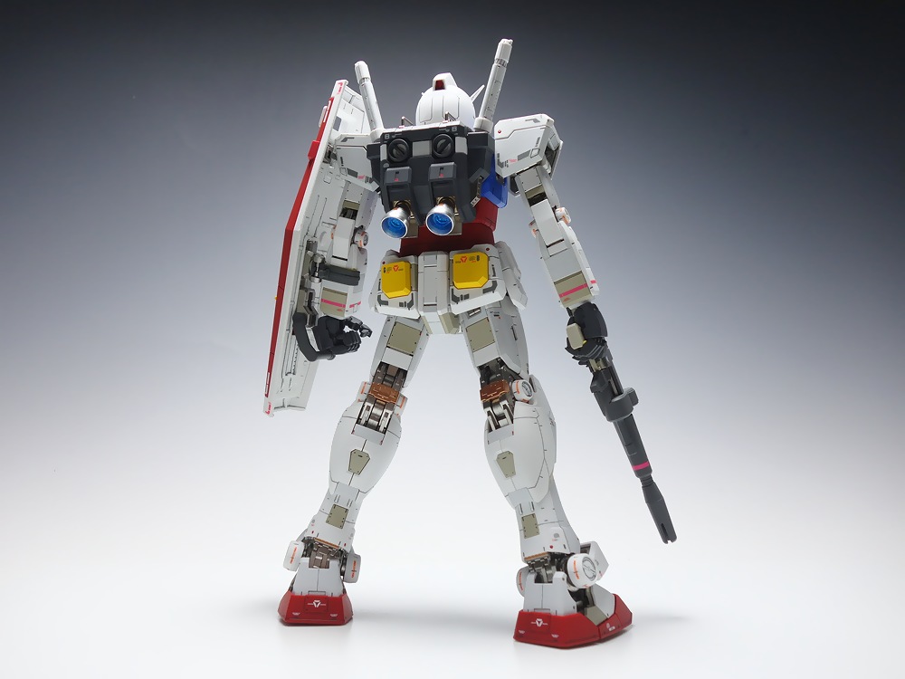 全塗装【プレミアムプラス完成品】バンダイ MG 1/100 ガンダム Ver.3.0