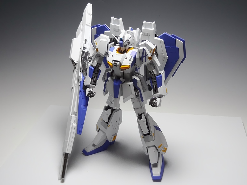 全塗装【プレミアムプラス完成品】バンダイ MG 1/100 「アムロ専用