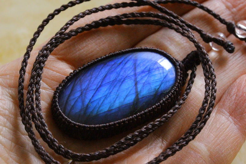 極上全面ブルー！ラブラドライトペンダント【最高品質・透明・光沢・超