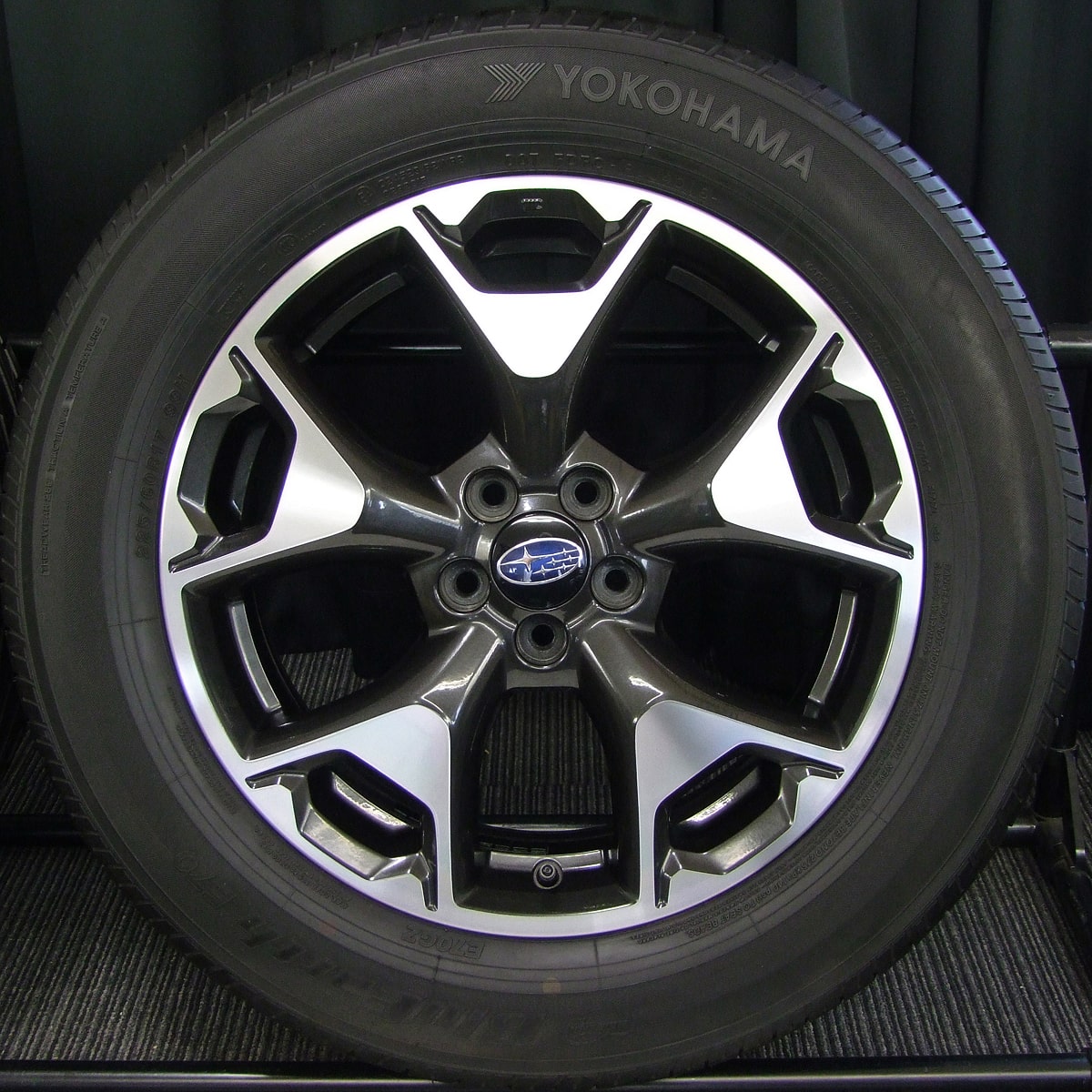 SUBARU (スバル) XV 純正 17×7J(+55)PCD100-5H ガンメタ&ポリッシュ