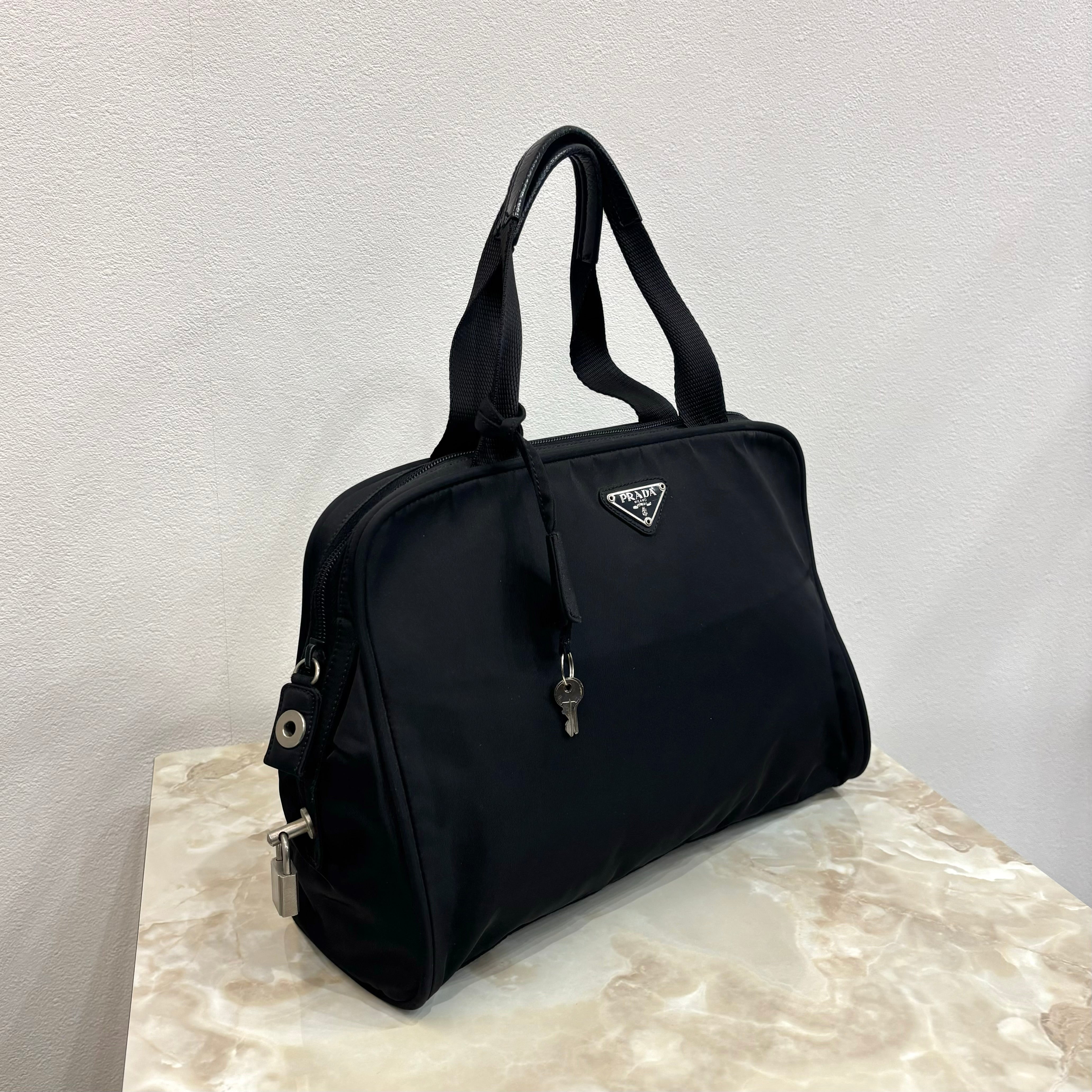 PRADA テスート ハンドバッグ