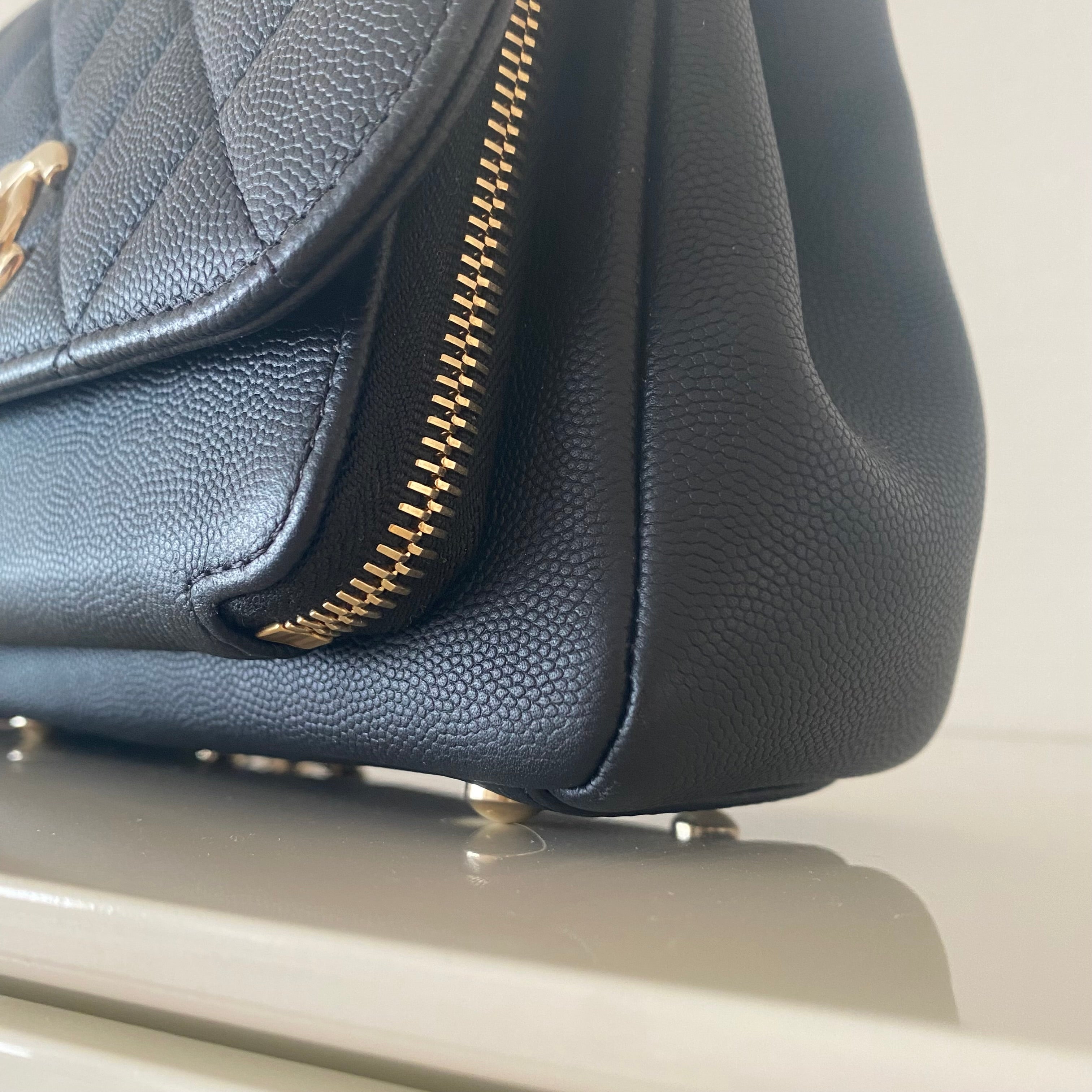 CHANEL マトラッセ キャビアスキン2wayショルダーバッグ