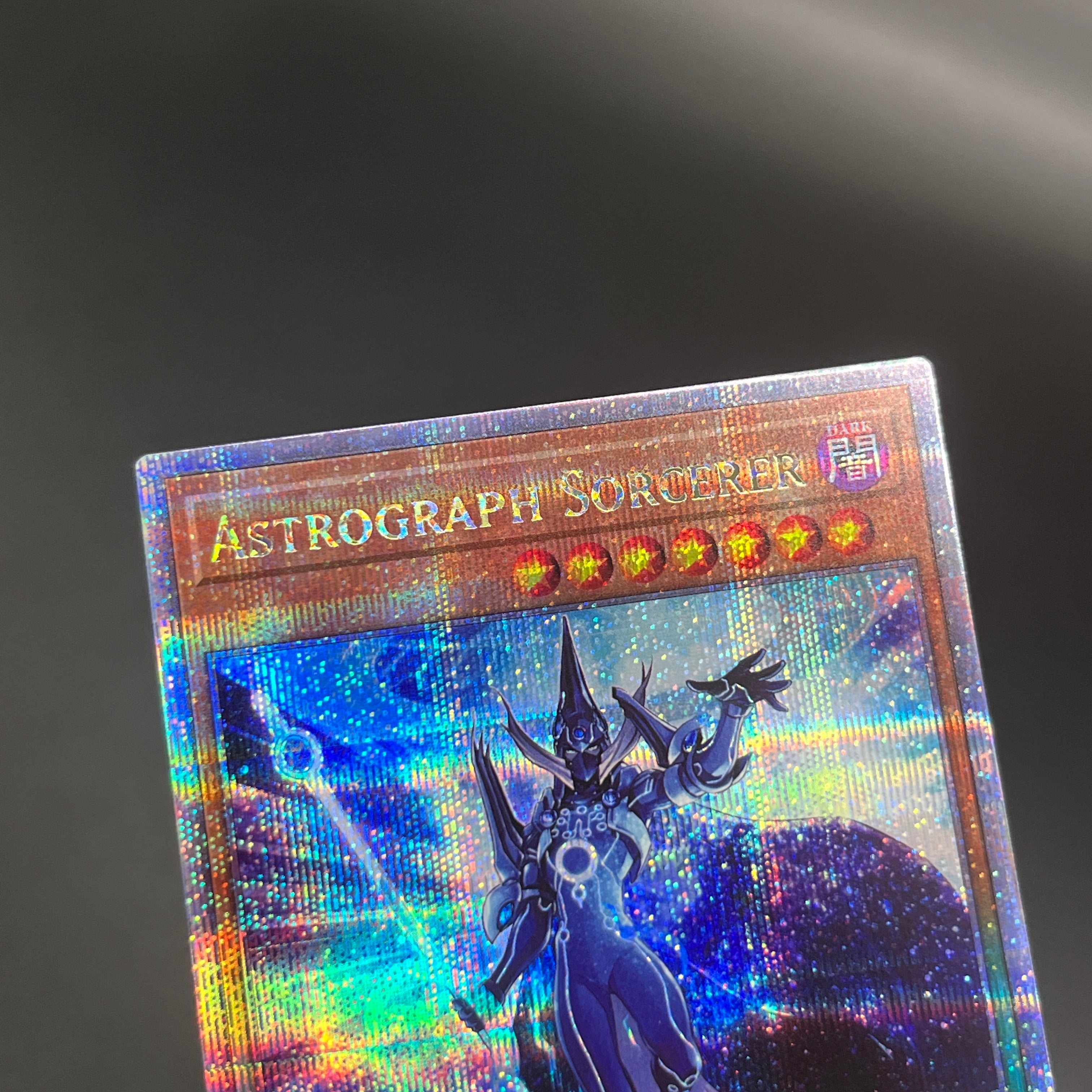 遊戯王 アストログラフ・マジシャン/クオシク/英語/泰亜版 – カード