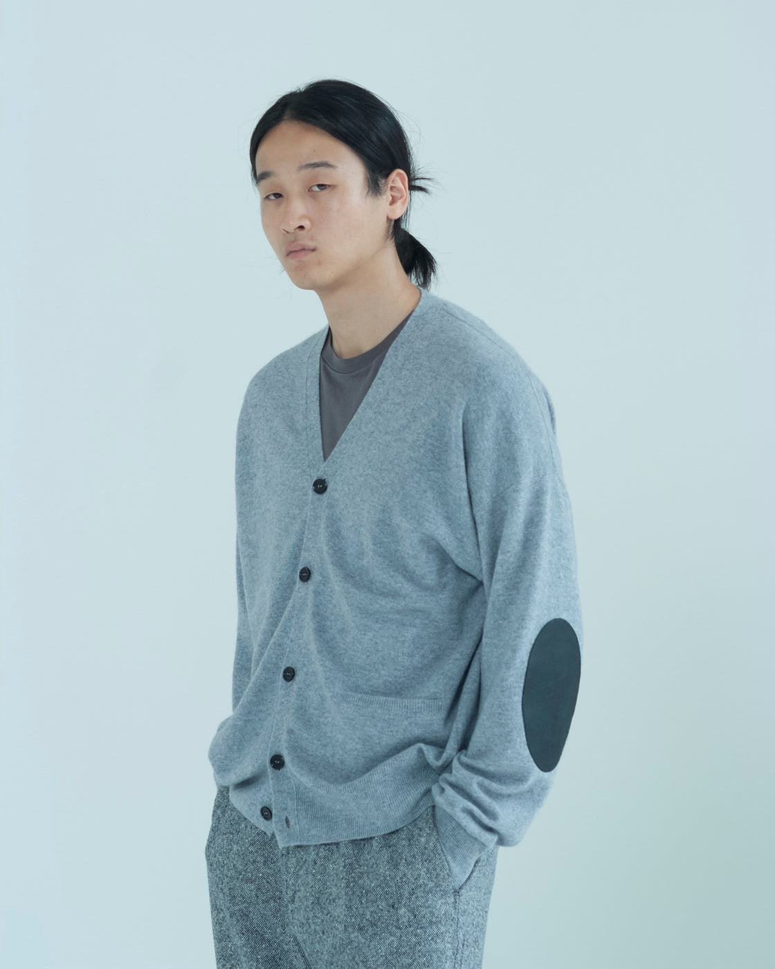 モンゴリアンカシミヤ エルボーパッチ カーディガン, Ash Gray – cash