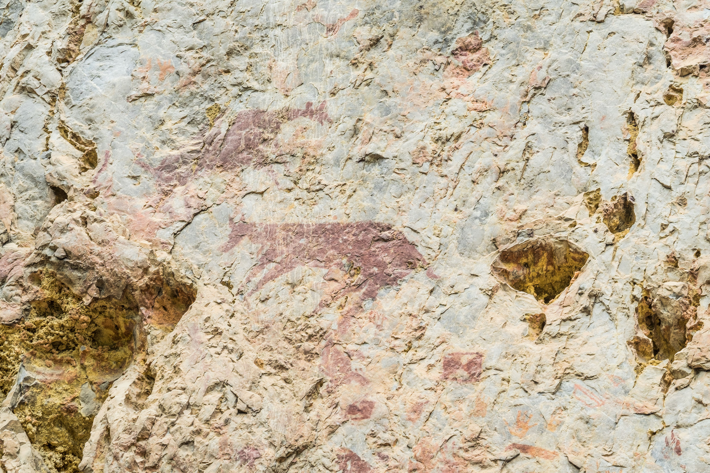 แหล่งโบราณคดีค่ายประตูผา | CBT Thailand