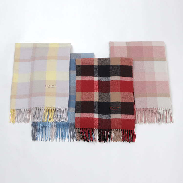 PICK UP】ストールの巻き方3選｜BLUE LABEL CRESTBRIDGE(ブルー