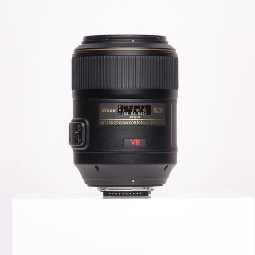 Nikon AF-S NIKKOR 105mm f/2.8 G Micro ED VR Autofocus IF Lens {62}