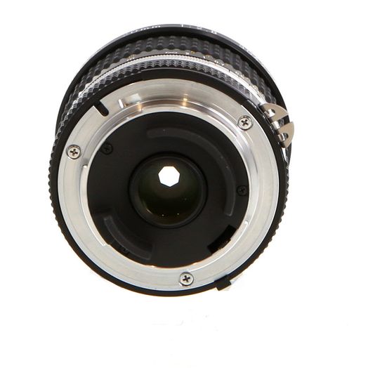 Nikon 20mm f/2.8 NIKKOR AIS Manual Focus Lens {62}