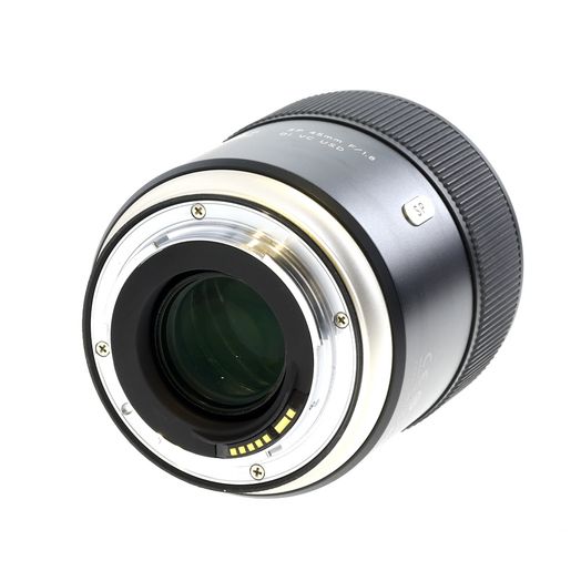 Tamron SP 45mm f/1.8 Di VC USD Lens for Canon EF-Mount {67} F013