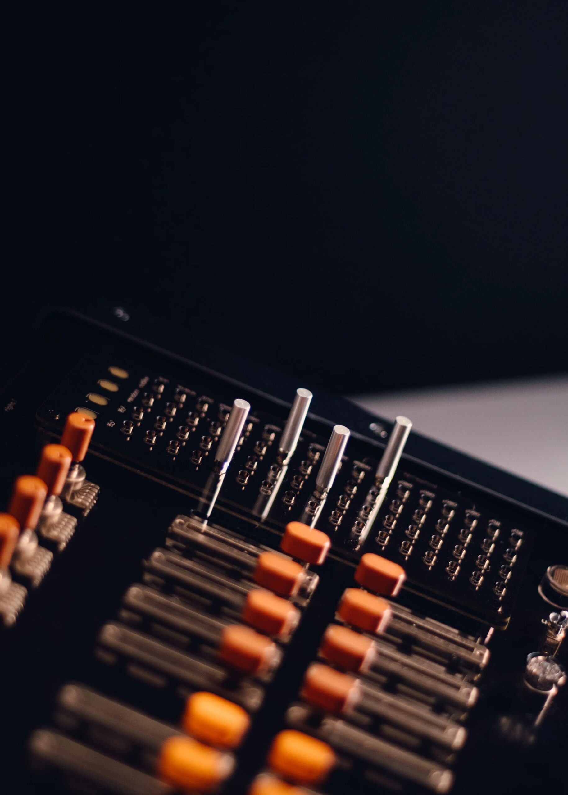 Generative analog: Cyma Forma's Alt soundscape synth takes shape