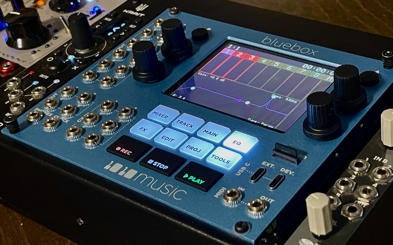 1010music bluebox Eurorack review: mix, record, FX, USB, and CV