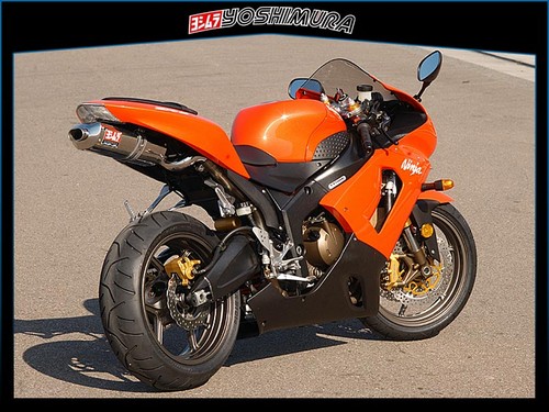 2005-2006 Kawasaki ZX6R 636 Yoshimura RS5 Slip-on Exhaust