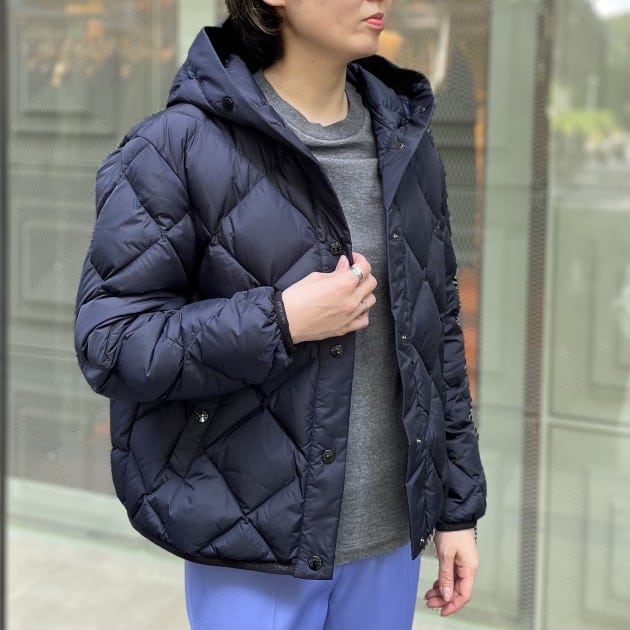 紺に始まり紺に終わる、MONCLER☆｜ビームス ハウス 丸の内｜BEAMS