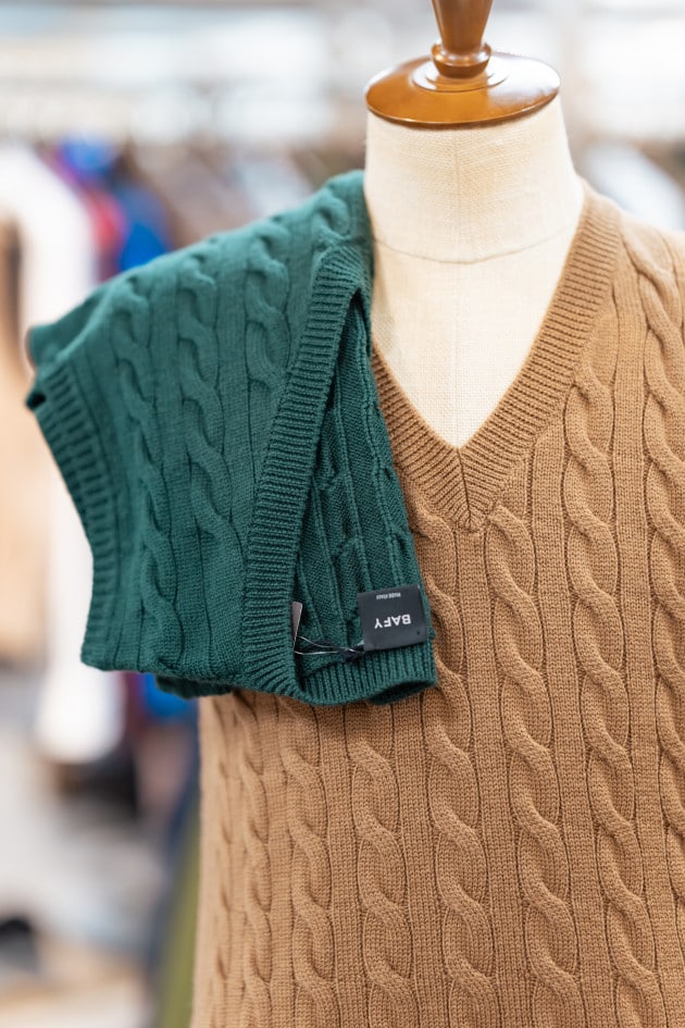BAFY × BEAMS F＞ケーブルニットベスト｜ビームス ライフ 横浜｜BEAMS