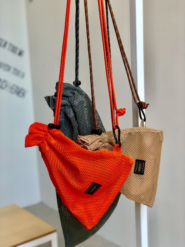 巾着バッグ｜BEAMS HARAJUKU LIMITED STORE｜BEAMS