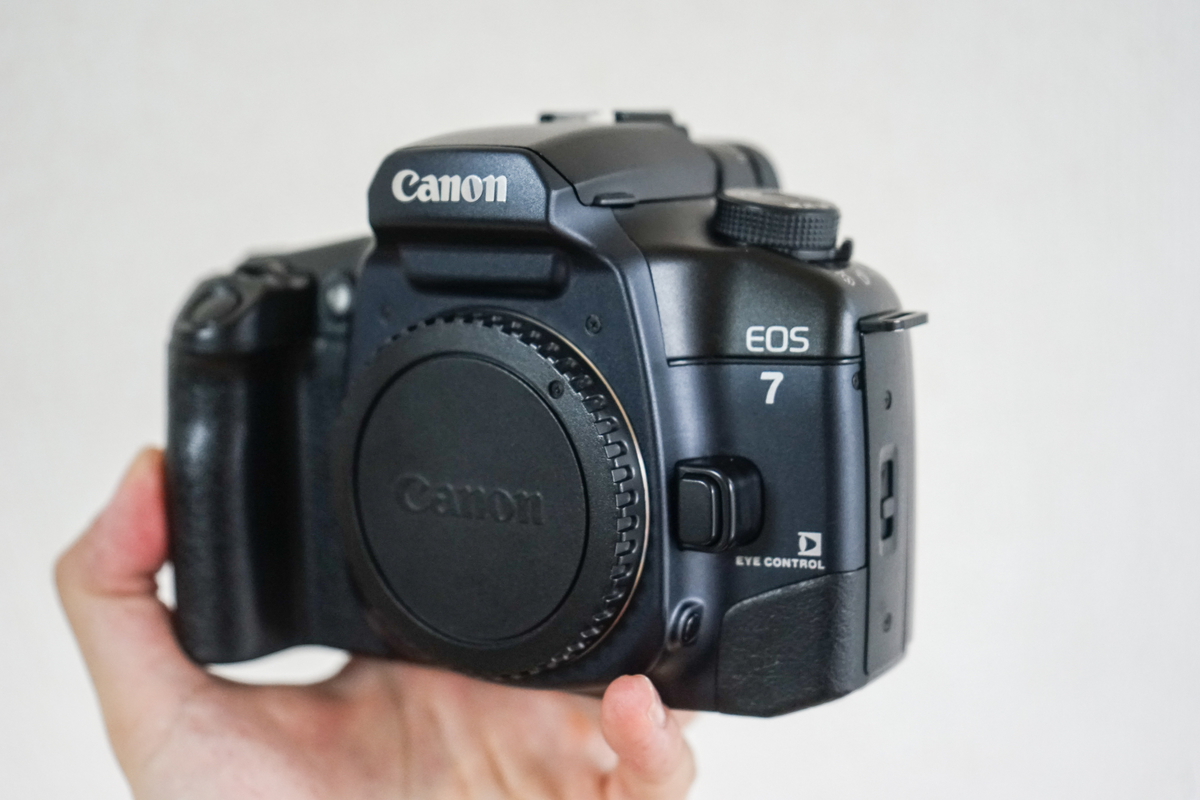 作例あり】万人におすすめできるcanon EOS7 フィルムカメラの紹介