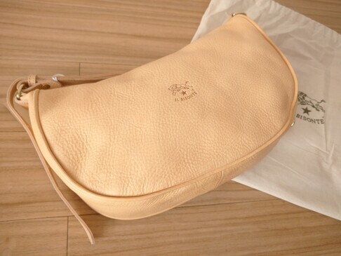 イルビゾンテのヌメ革バッグレビュー - とうつきの備忘録