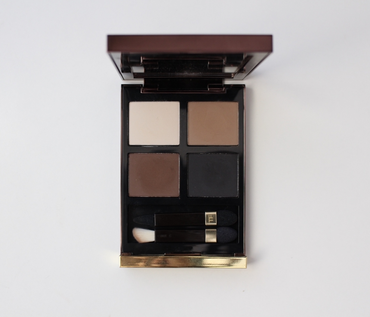 ハンサム顔になる！トムフォード のミンクミラージュを口コミレビュー