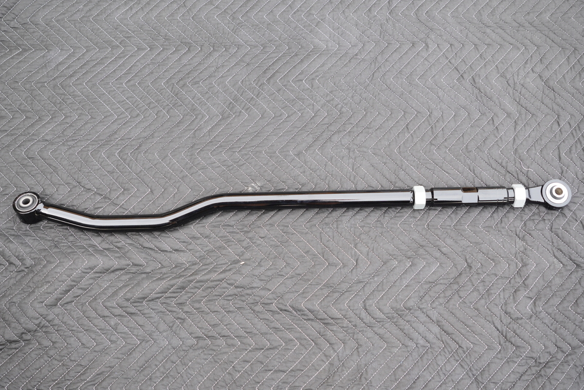 ラングラーJL】TGS X-Fangトラックバー(ラテラルロッド)装着 ジャオス