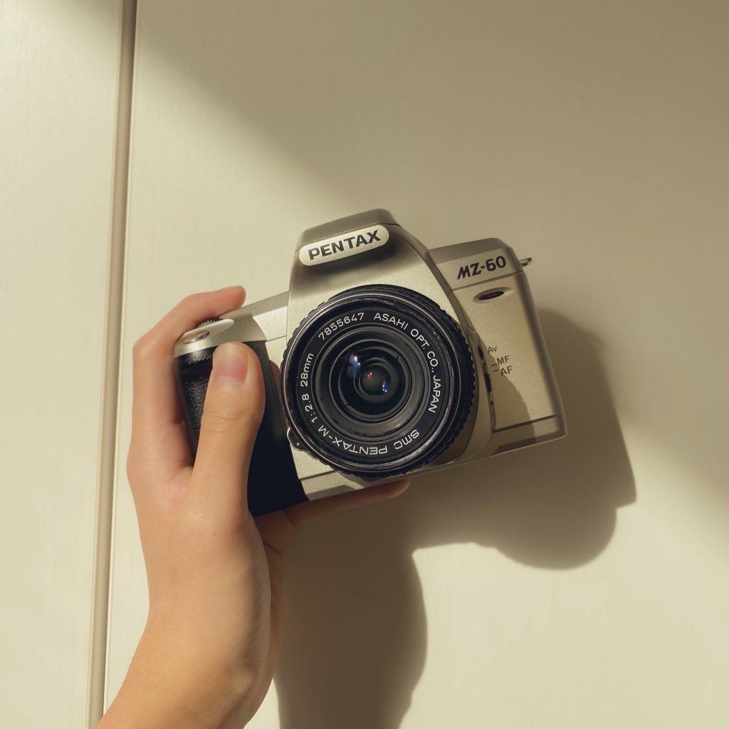初めてのフィルムカメラを買ってみた！PENTAX MZ-60 レビュー