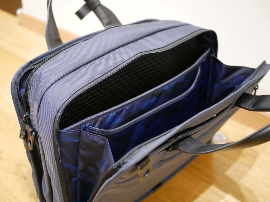 TUMI x SOPHNET 3way ブリーフケースを購入とレビュー！ - モノの経年