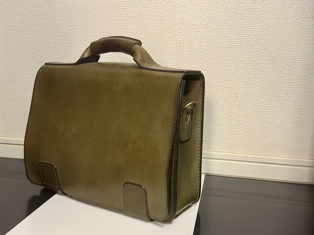 HERZ（ヘルツ）のレザーバッグをレビュー！ - 1978 －アラフォーからの