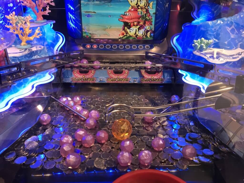 メダルゲーム攻略】選台眼があれば絶対に勝てる！海物語DXでハイエナ