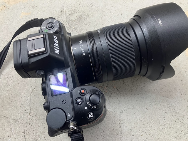 頼れる相棒、NIKKOR Z 24-70mm f/4 S レビュー！軽量コンパクトで大
