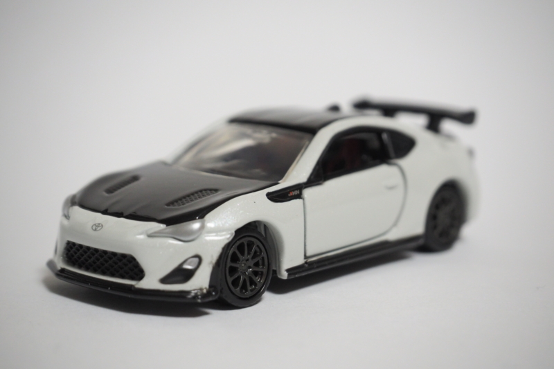 トミカプレミアム NO.16 TOYOTA 86 GRMN - nullgadget