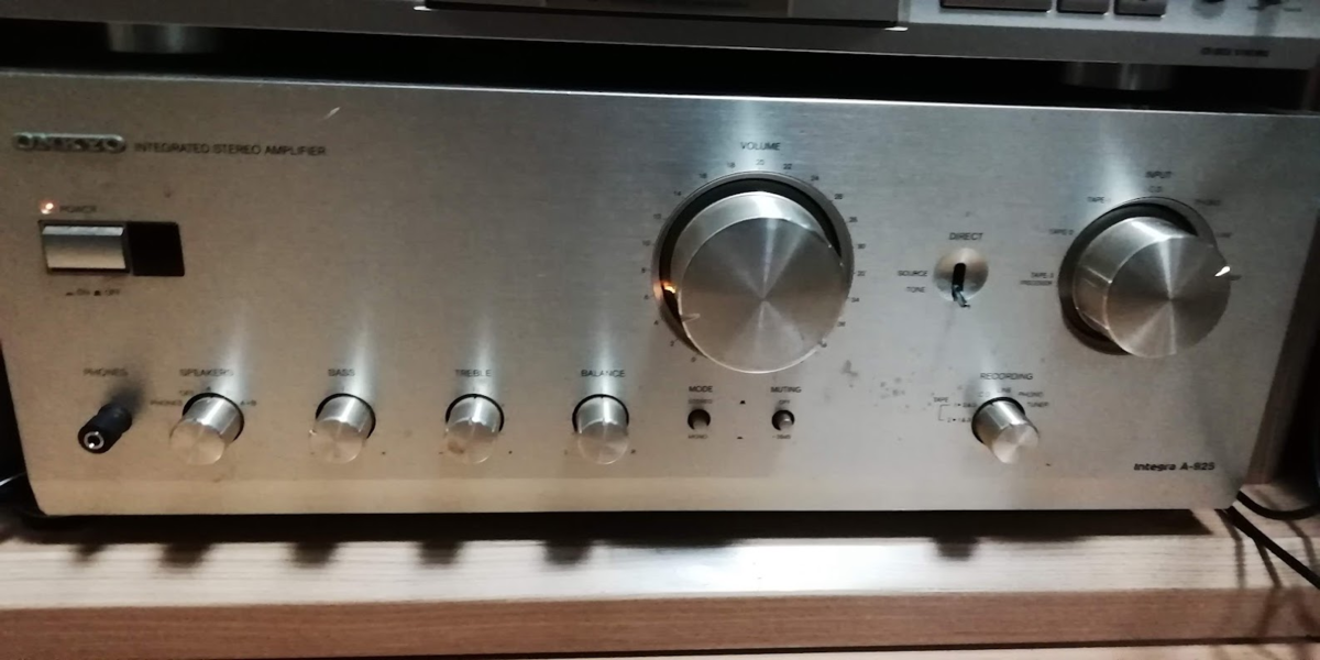 ONKYO プリメインアンプ integra A-925 片側の音が出なくなった