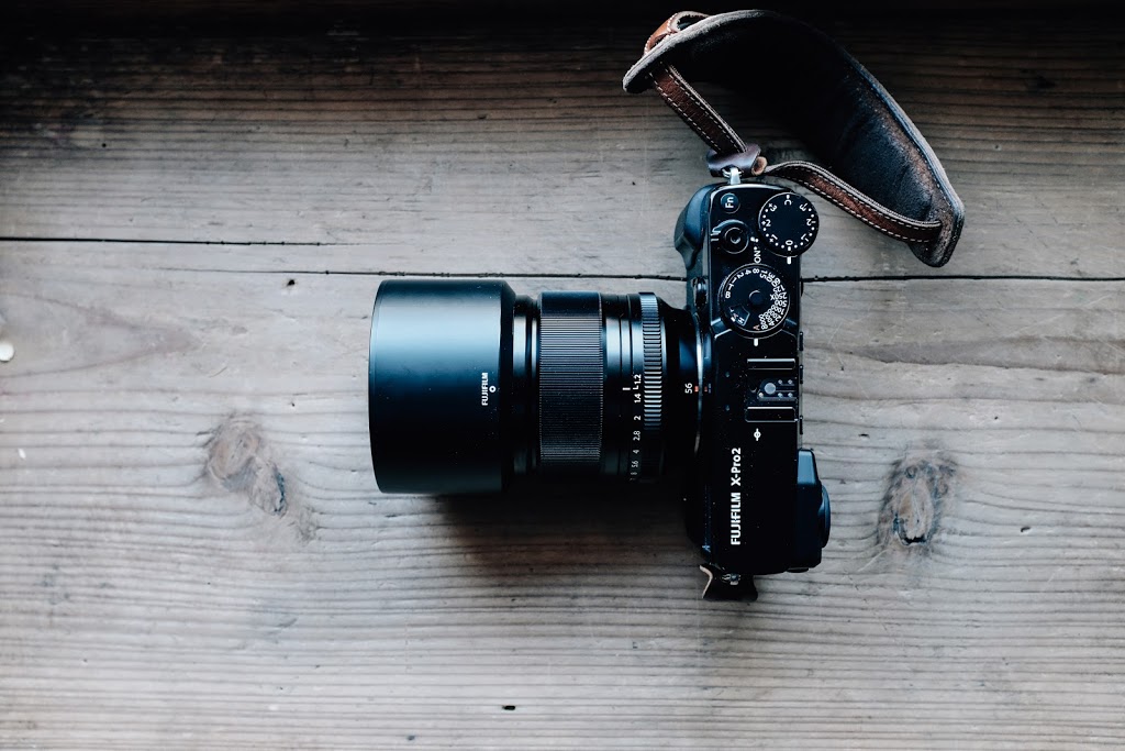 作例あり】富士フイルム XF56mmF1.2 Rレビュー｜被写体の存在感を