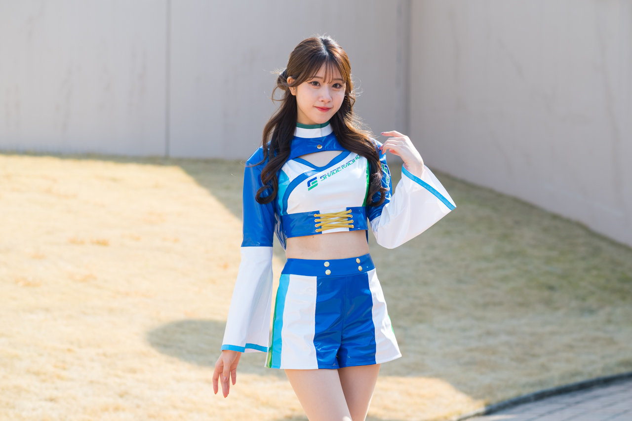 SUGOサーキットクイーンからレースクイーンに転身した長坂有紗「5年目