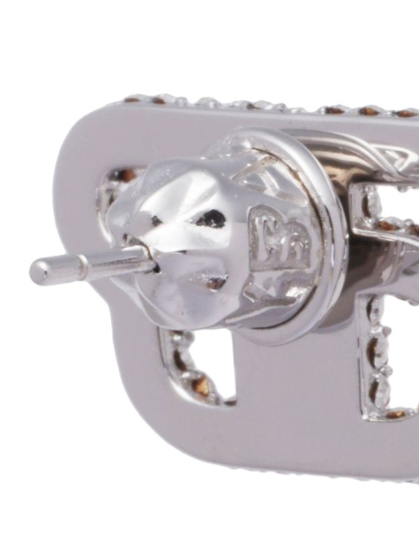 A BATHING APE® ロゴスタッズ ピアス | シルバートーン | FARFETCH JP