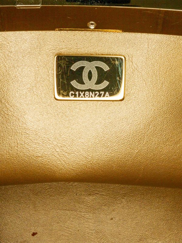 CHANEL Pre-Owned 2021-2024 キルティング エナメル ロゴ チェーン
