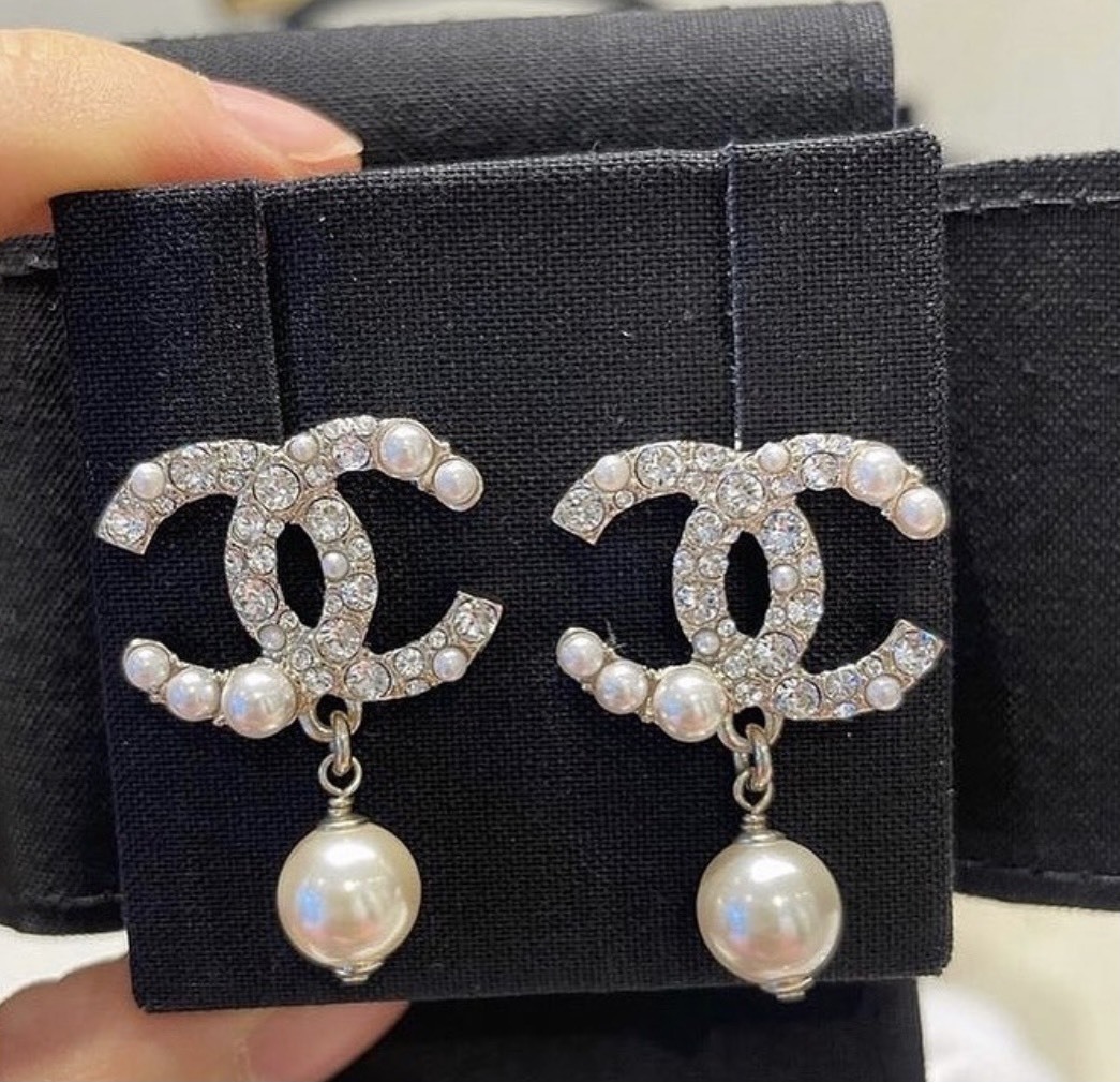 超レア！揺れるパールが可愛い♡シャネル ピアス (CHANEL/ピアス