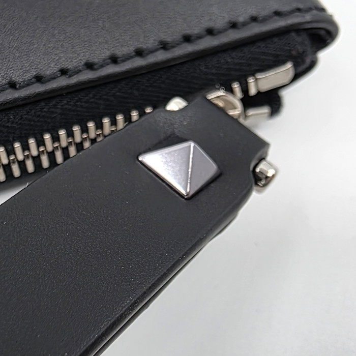 ♢VALENTINO♢クラッチバッグ☆正規品・関税込☆ (VALENTINO/クラッチ