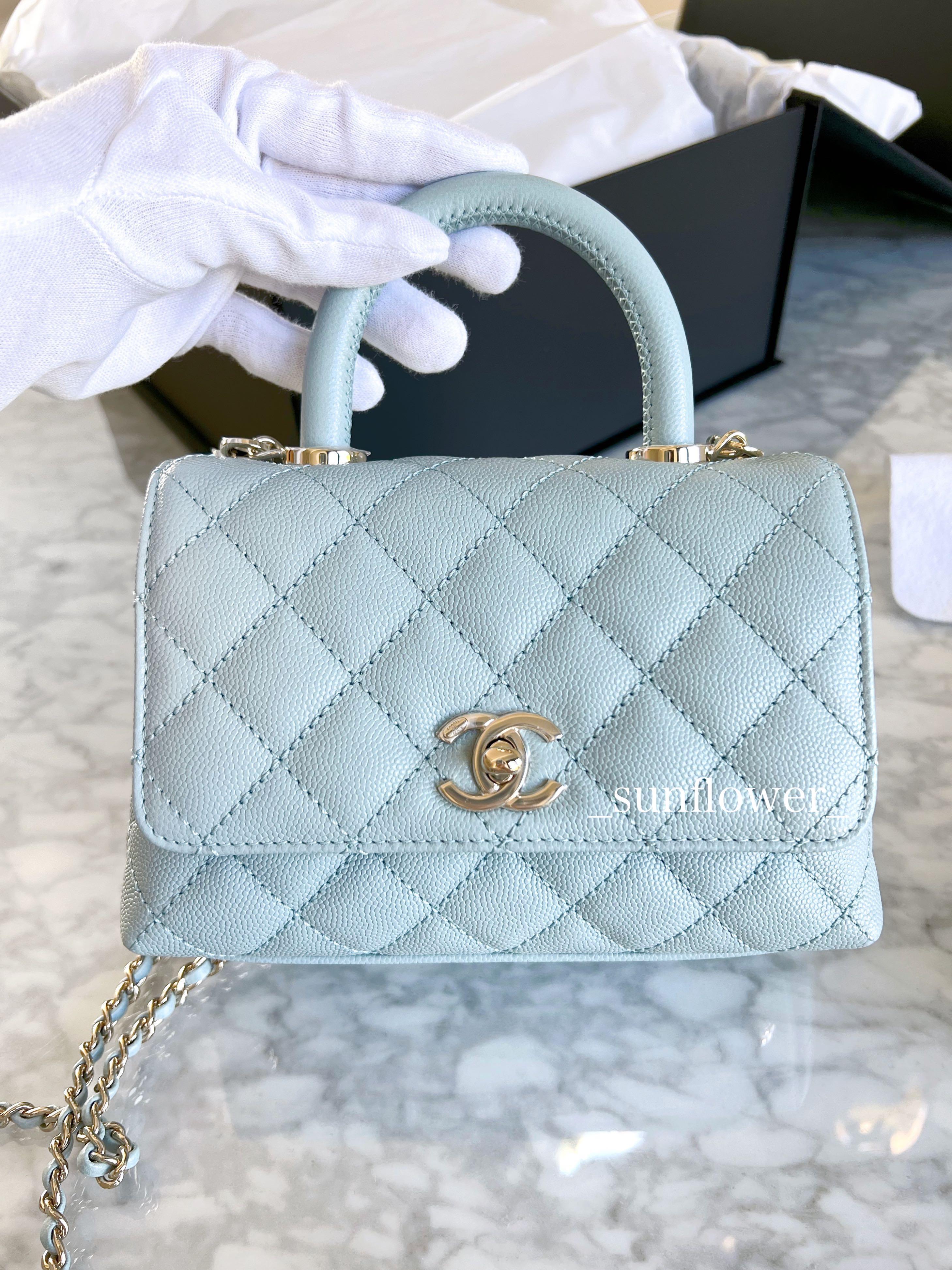 シャネル ♪2022新作 ココハンドル ミニサイズ ベビーブルー (CHANEL