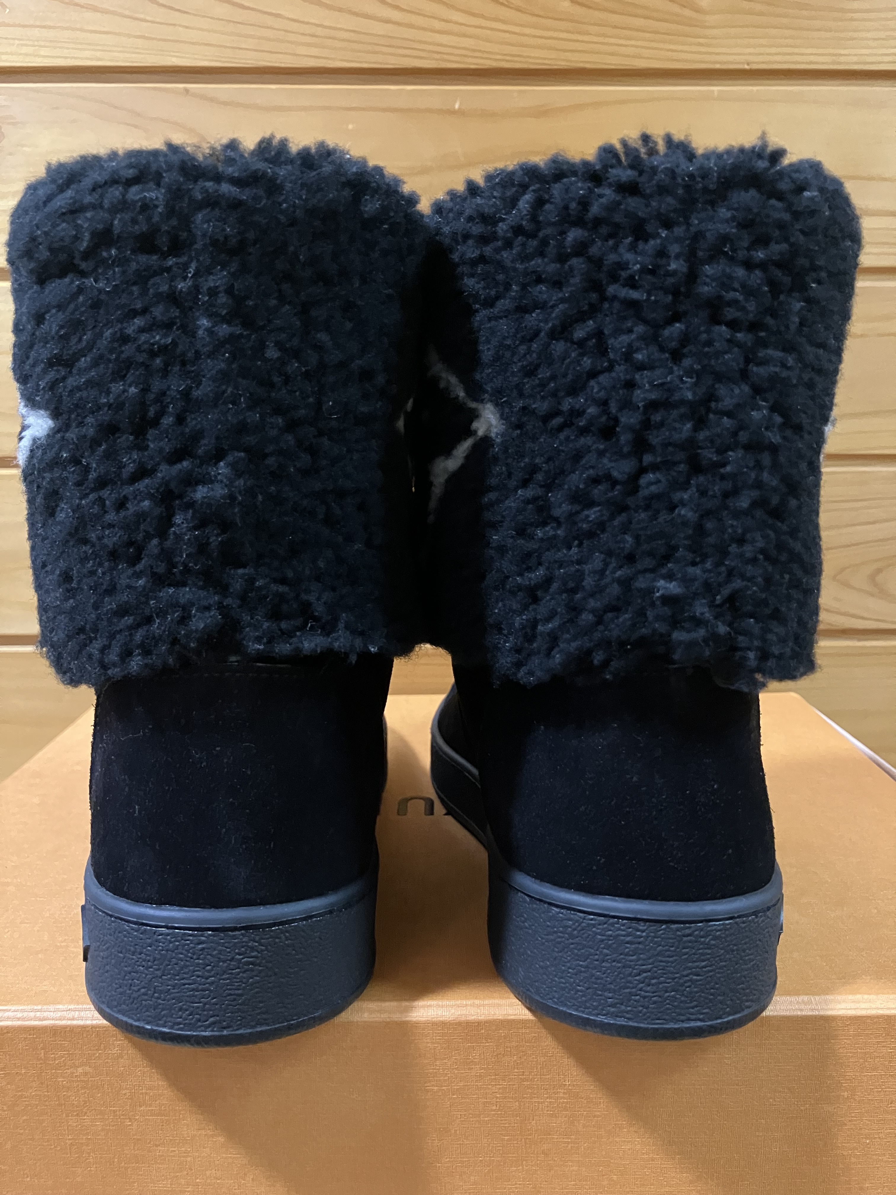 スノードロップ・ライン アンクルブーツ (Louis Vuitton/ショート