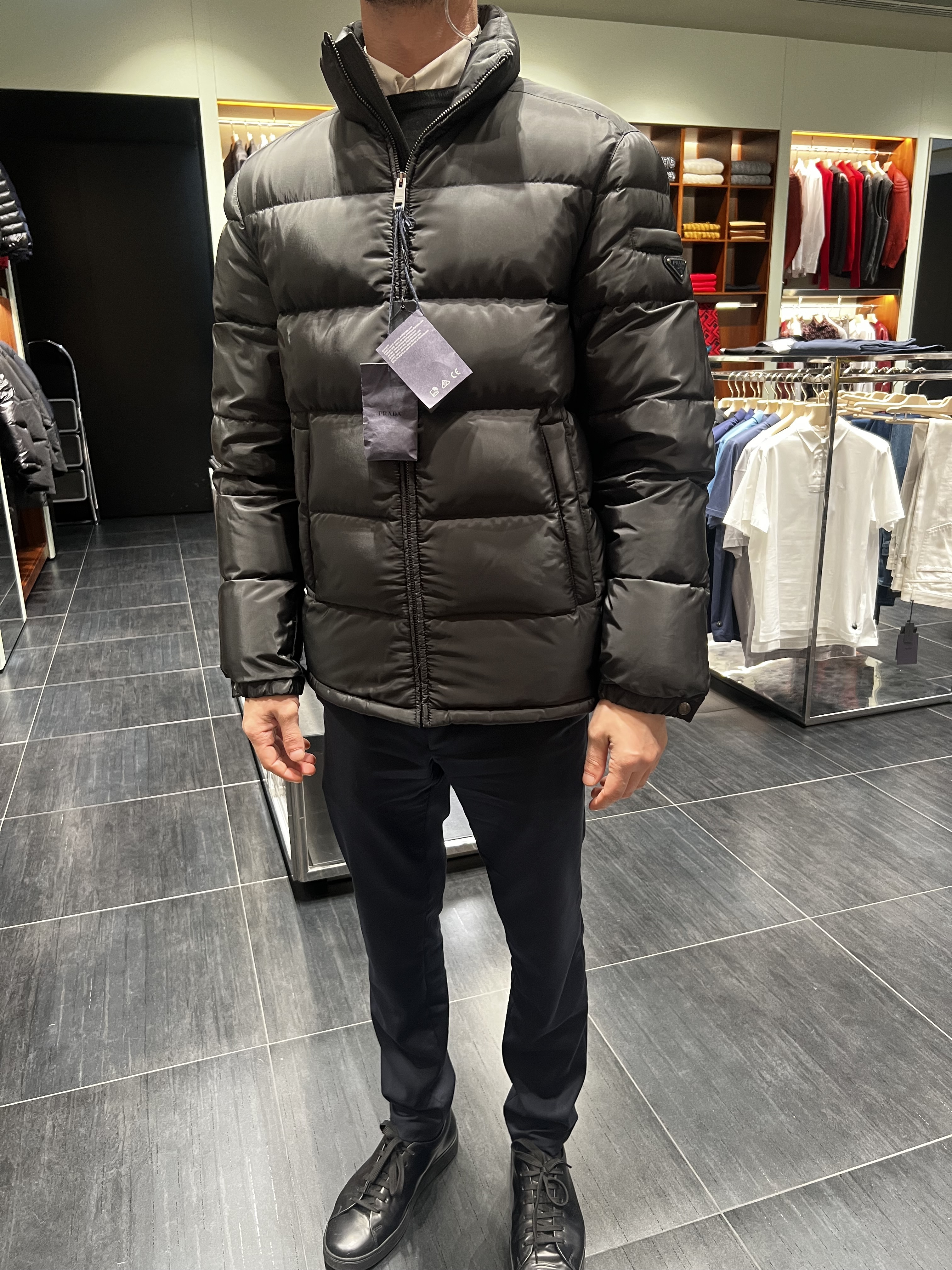 口コミ・レビュー｜【PRADA直営】大特価 ロゴ ナイロン ダウン