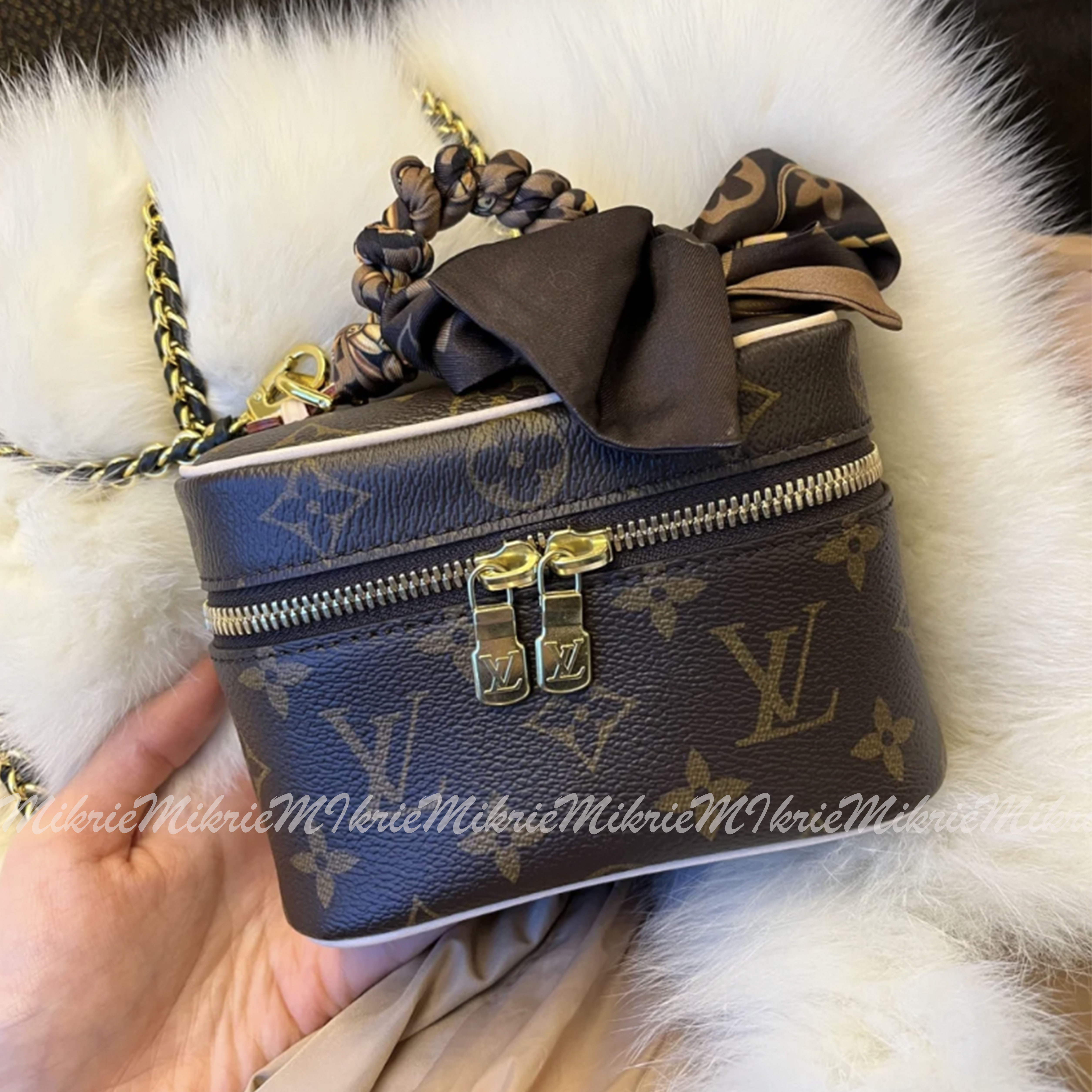 すぐ届く LOUIS VUITTON ミニバッグ ニースナノ パーティー に (Louis