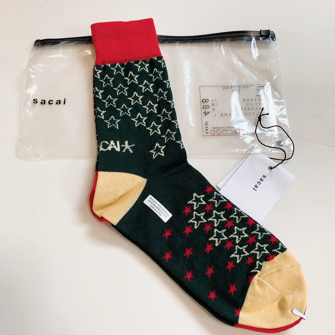 お届け早い【sacai×Eric Haze】コラボ スターバンダナ ソックス (sacai